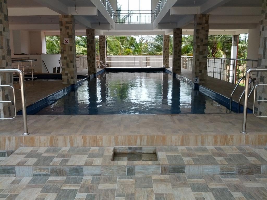 Happy Leoni Hotel Анурадхапура Экстерьер фото